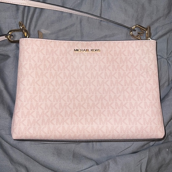 MICHAEL Michael Kors Handbags - Michael Kors Crossbody